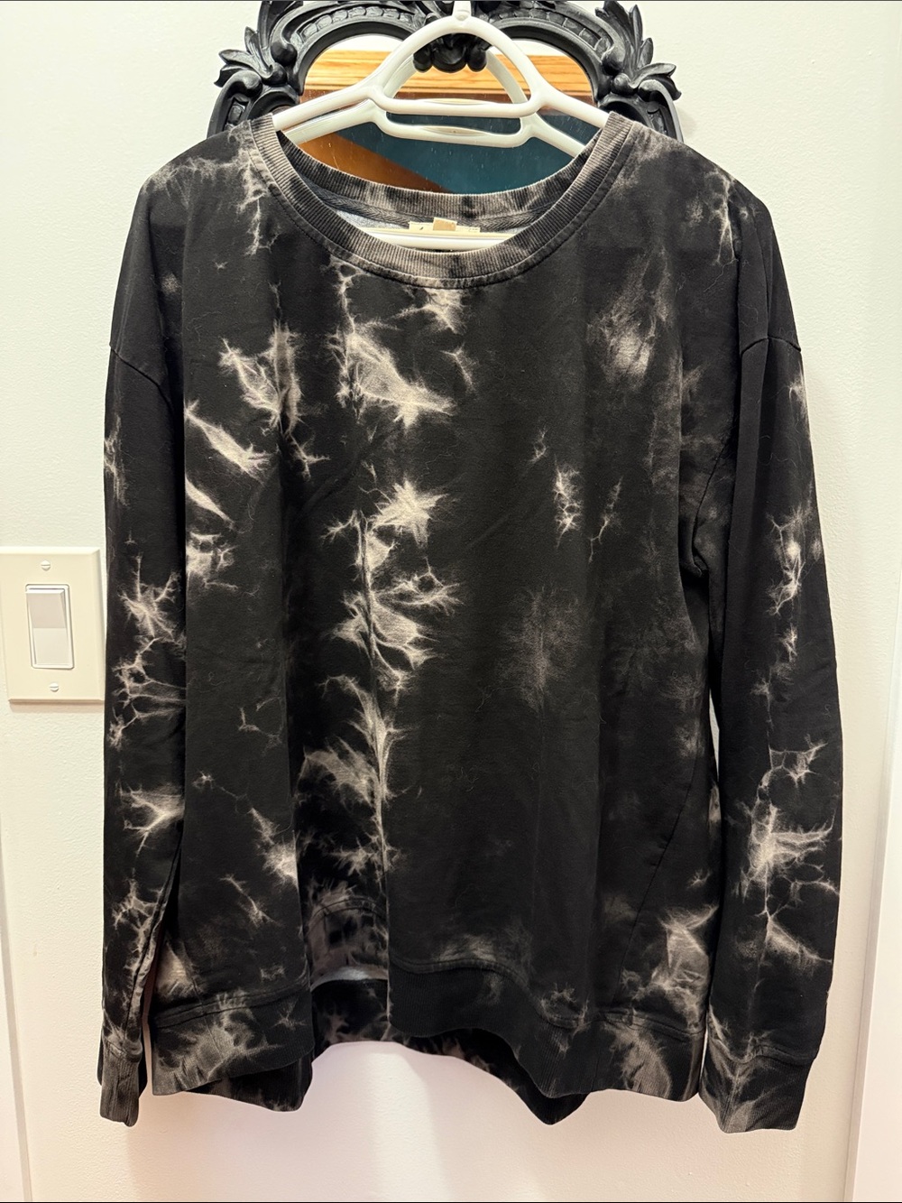 Tie Dye Crew Neck Sweater // June and Delancey